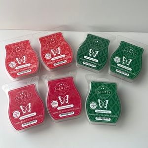 Scentsy 3 very snow spruce 2 red berry & spruce 2 Christmas cottage